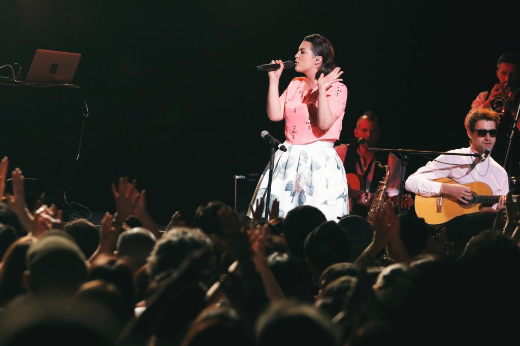 09_150518caroemerald_0085_s