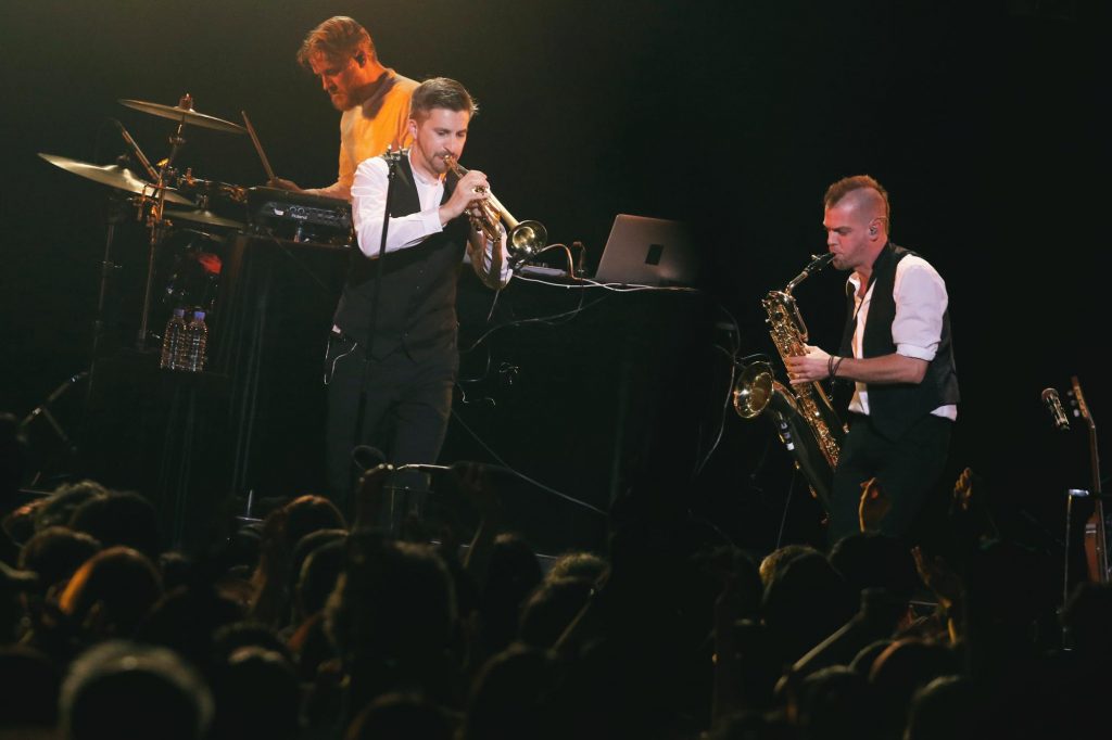 19_150518caroemerald_0061_s