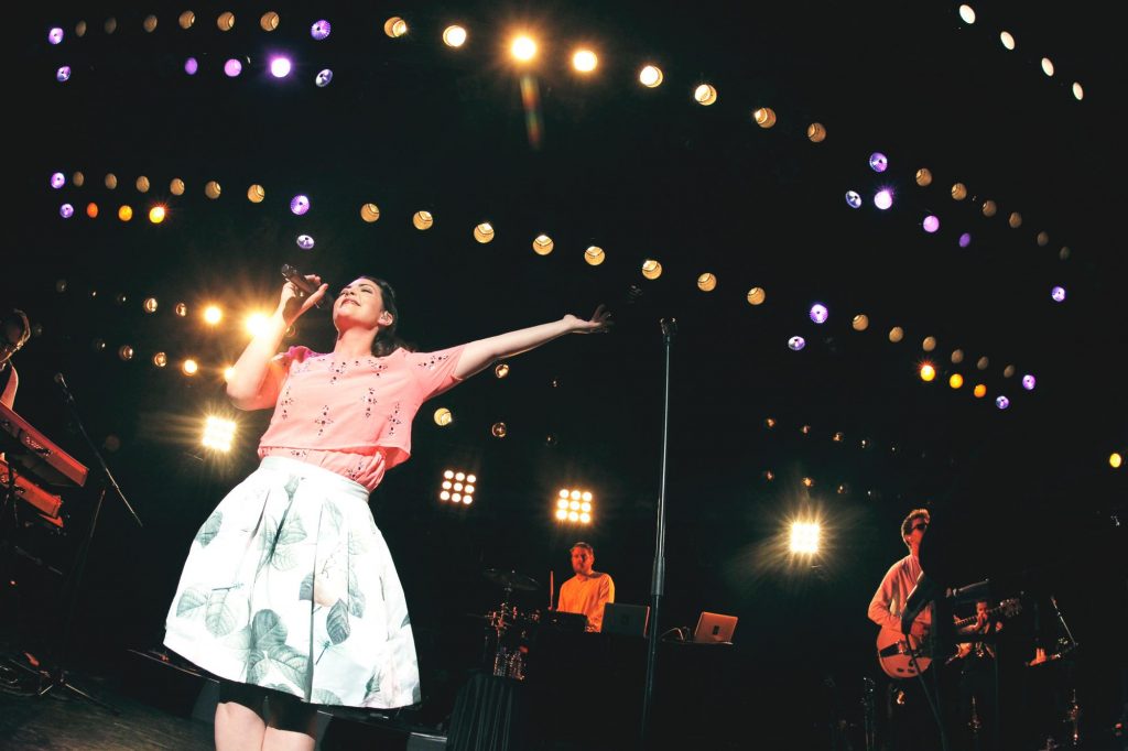 23_150518caroemerald_0106_s